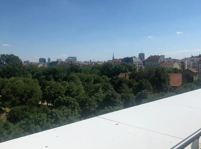 Апартаменти Augartenblick Penthaus 16